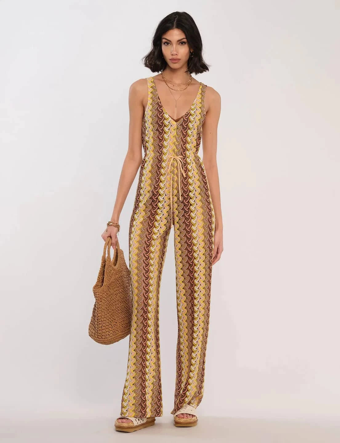Heartloom_01711_244r22c_bronte_jumpsuit_A_front_1120x1440_225a6cba-7a3b-4151-b704-9394085a8c54.webp