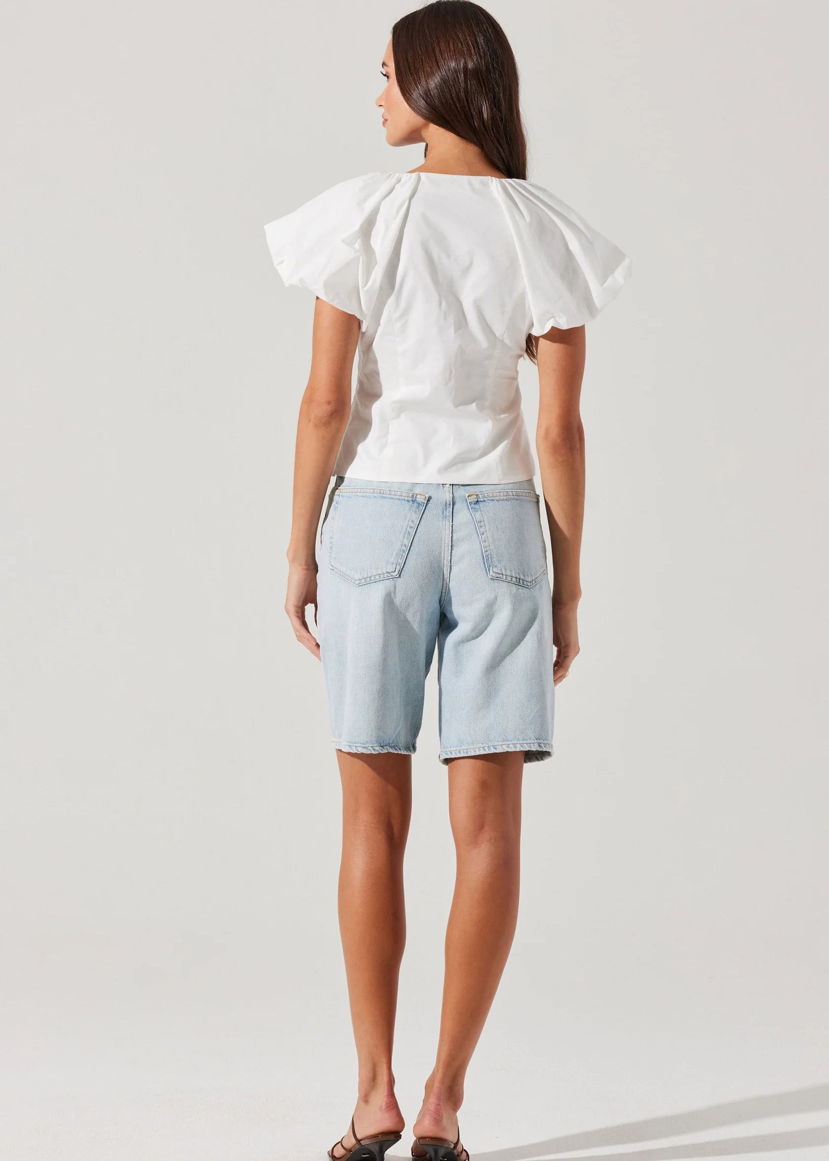 ACT18864_WHITE_4_1680x_e5d69225-9e27-4f87-89e3-ed681bdf0a3a.webp
