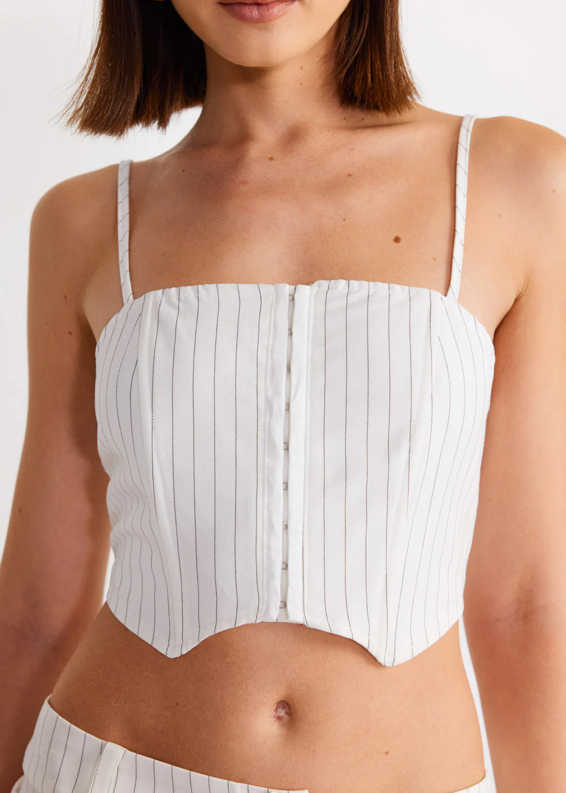 ZADIE_CORSET_-_WHITE_9_1152x1728_28896d5a-8c97-4bb3-9623-713bb5e9f9fc.webp